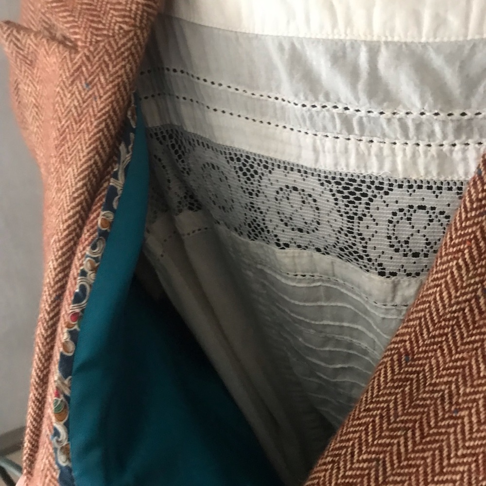 Sassy Sundance tweed blazer & turquoise silk lined